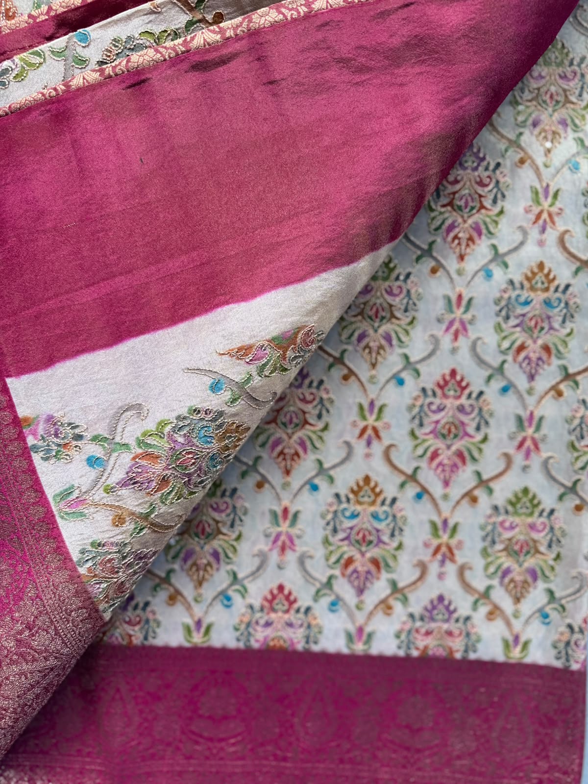 Cream Pashmina Georgette Saree 110