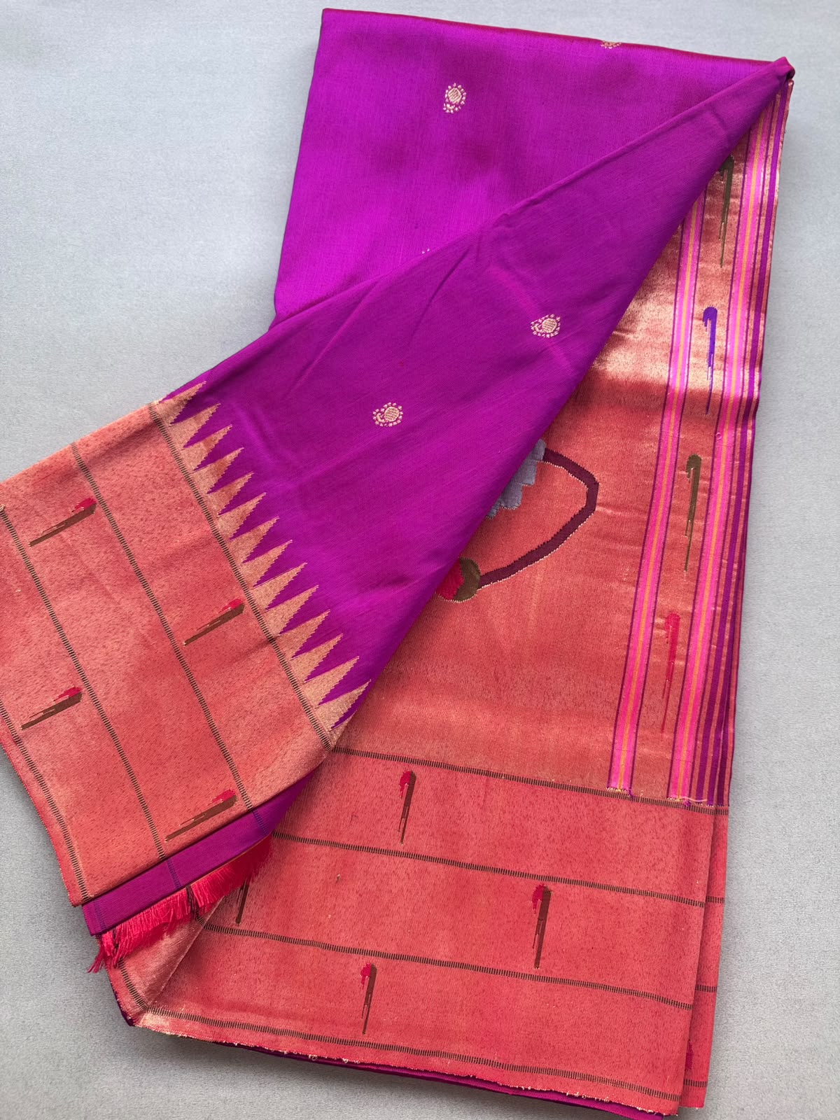 Magenta Pure Paithani Silk Saree (Swara)