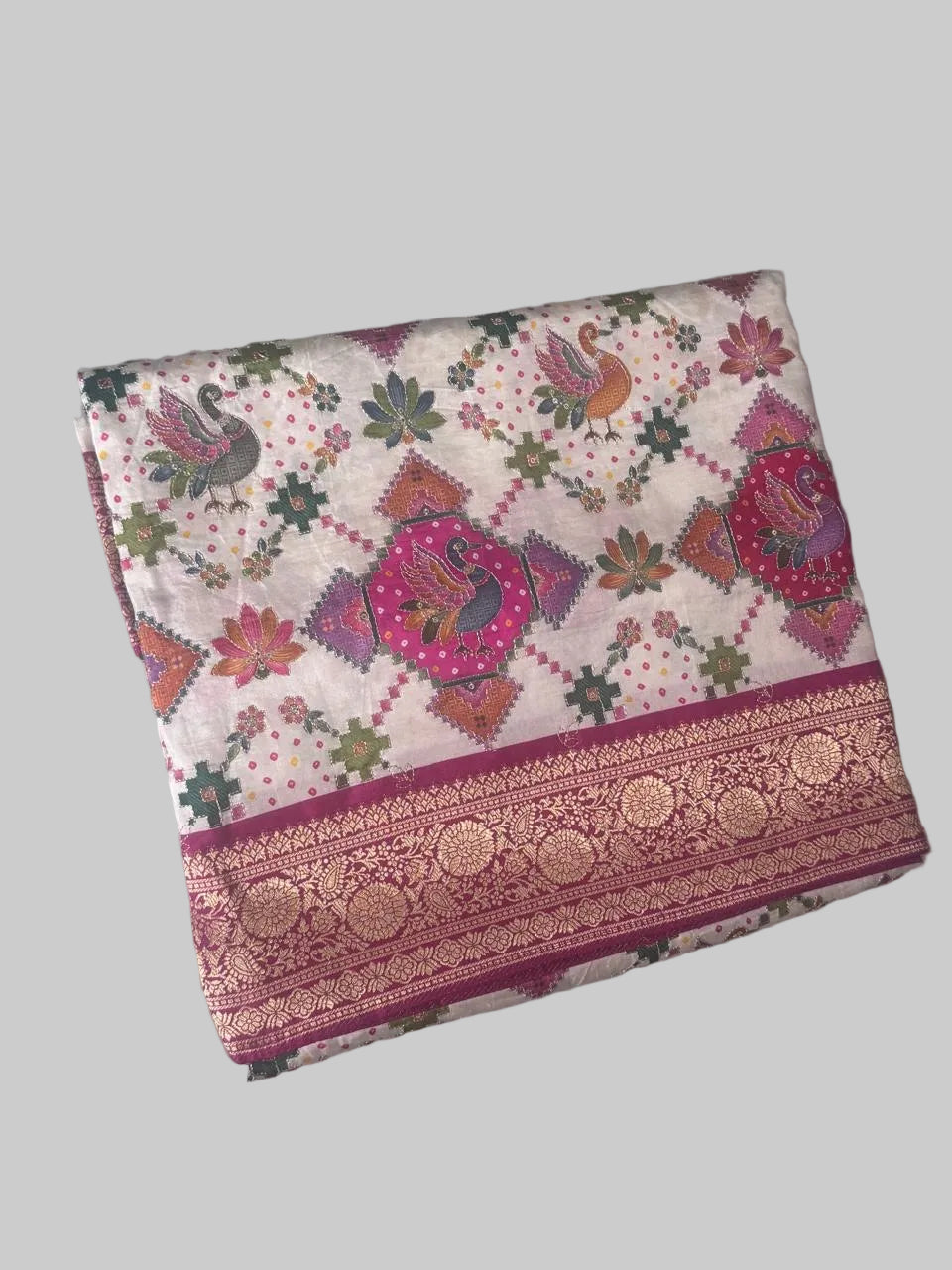 Cream Pashmina Georgette Saree 110