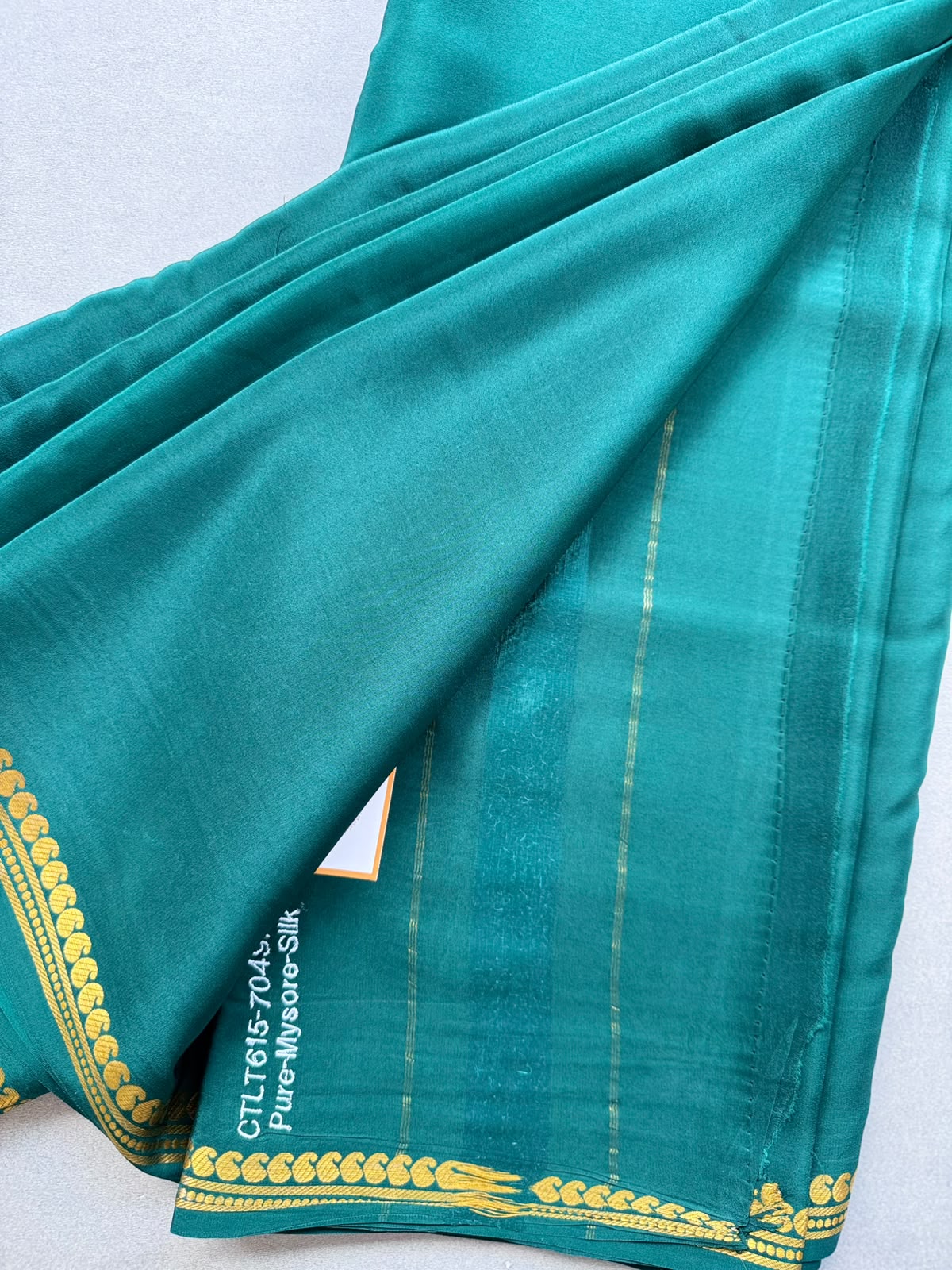 Bottle Green Pure Zari Mysore Silk CSG Saree 110