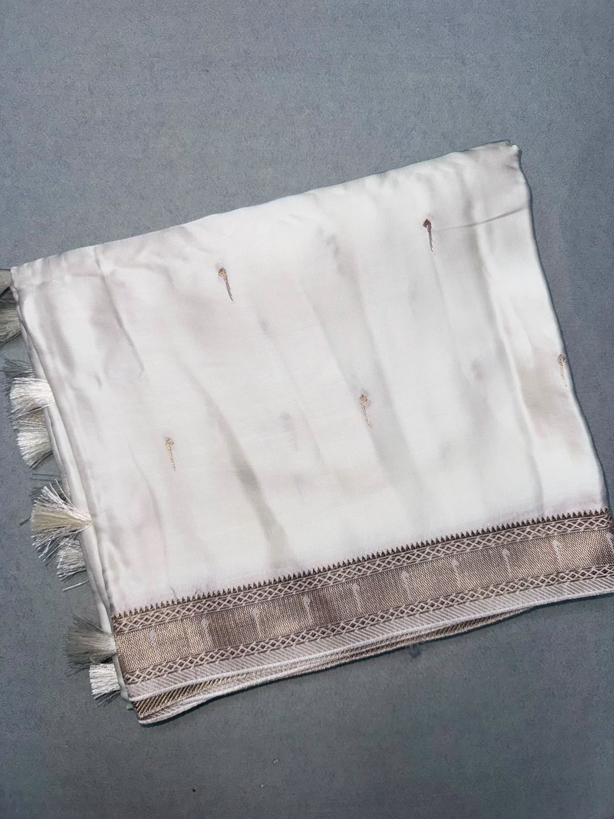 Cream Satin Paithani Saree 110