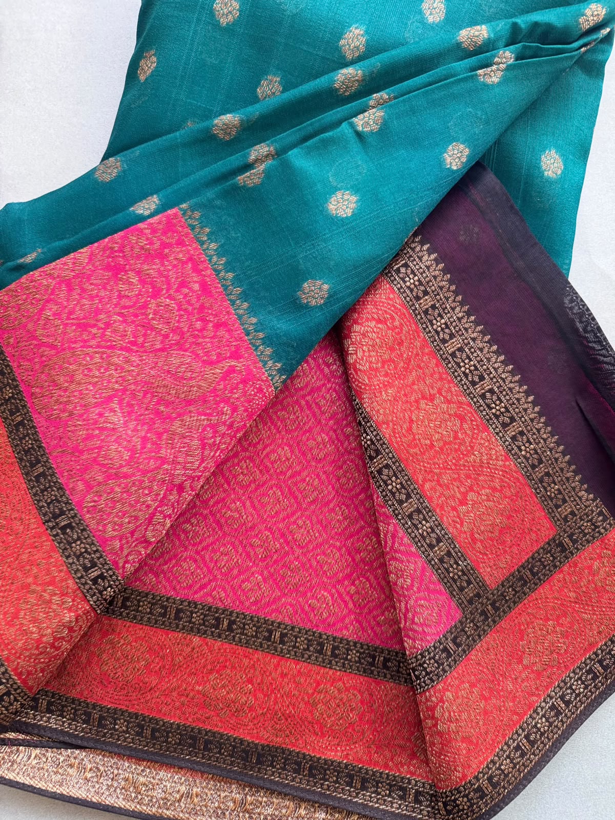Bottle Green 3D Border Tussar Georgette Saree 110