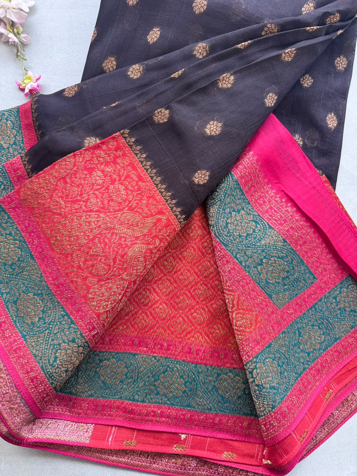 Black 3D Border Tussar Georgette Saree 110