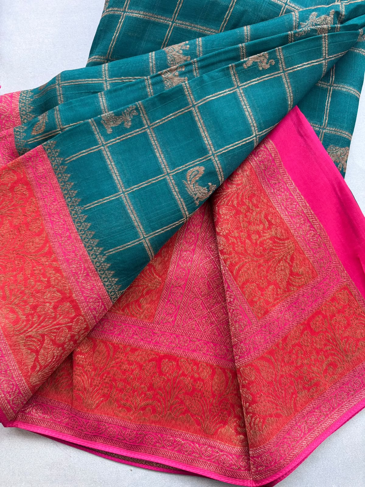 Bottle Green 3D Border Tussar Georgette Saree 110