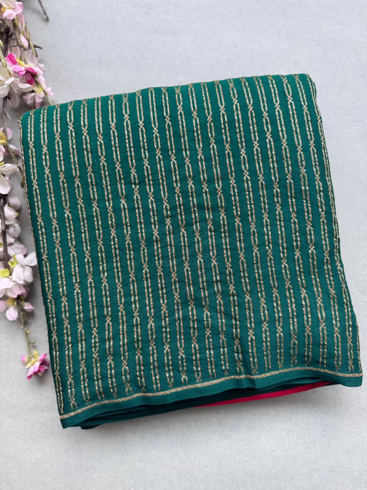 Green Pure Benarasi Crepe with Contrast Blouse Saree 110