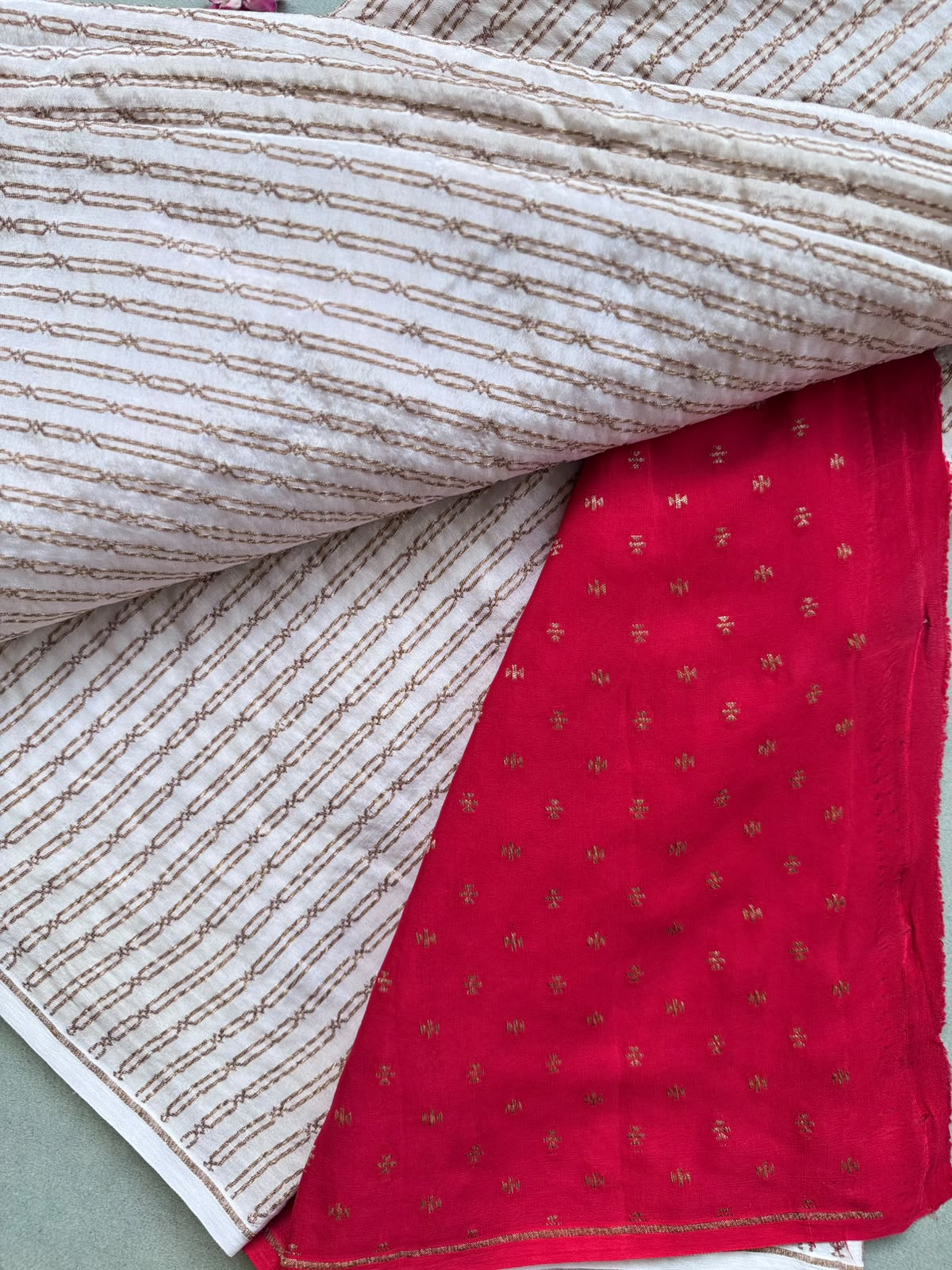 Cream Pure Benarasi Crepe with Contrast Blouse Saree 110