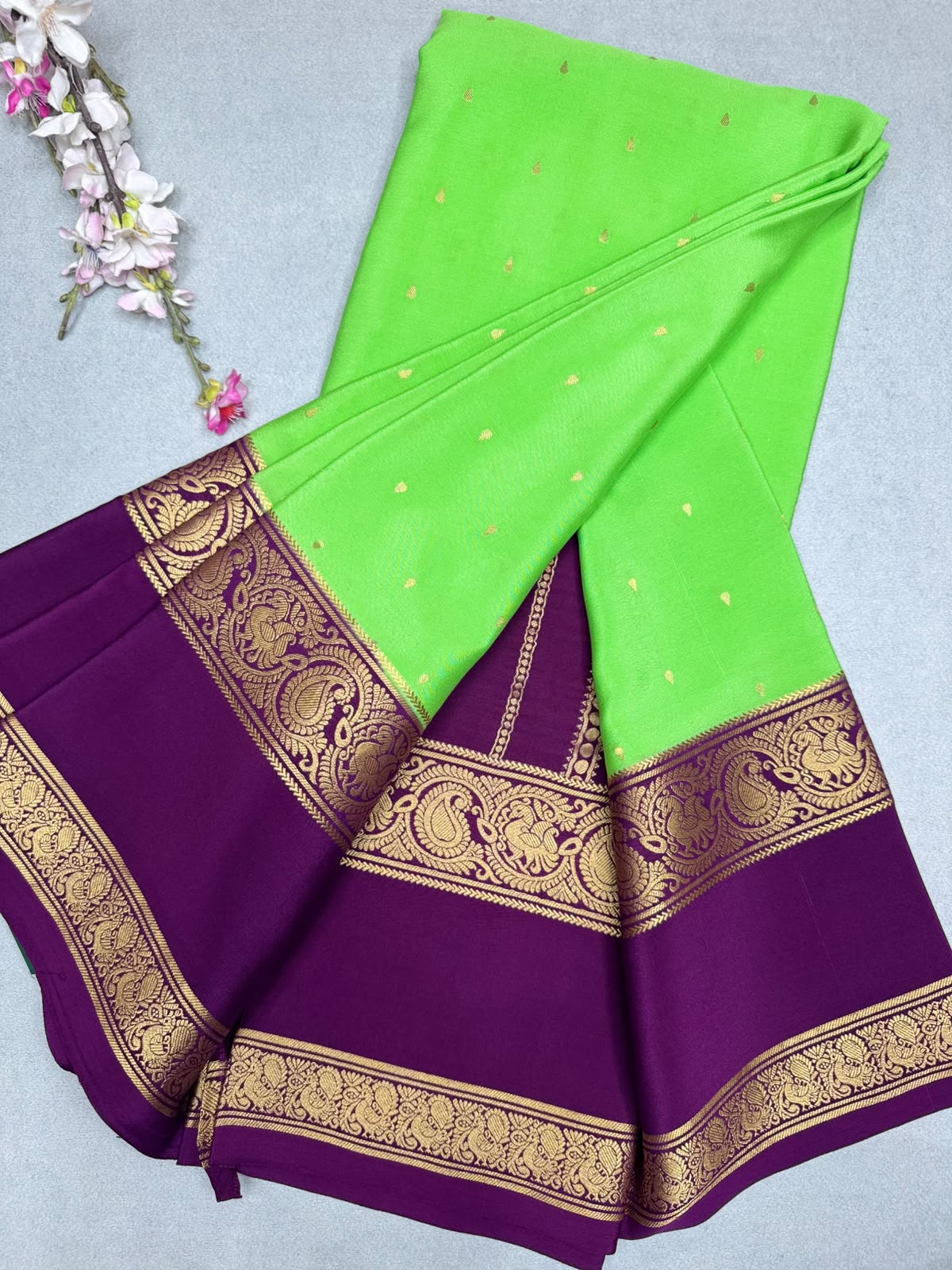 Green Tilaka Butta Pure Mysore Crepe Silk Saree 110