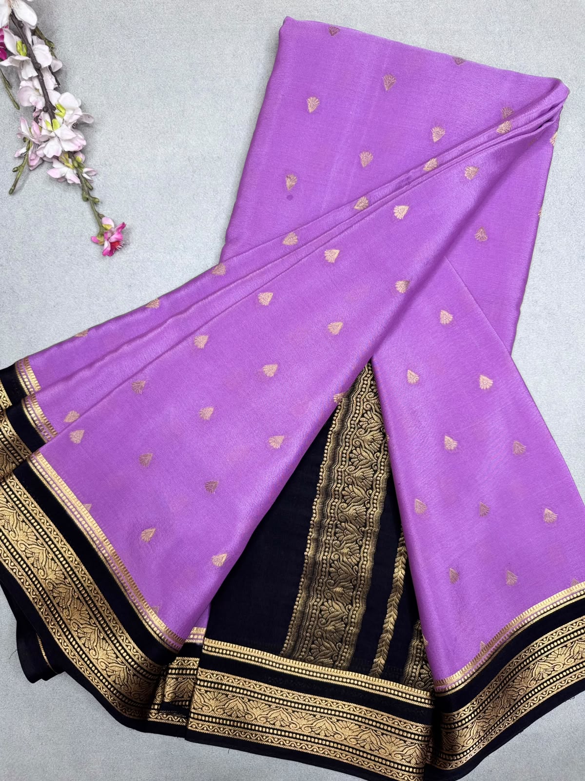 Mauve Tilaka Butta Pure Mysore Crepe Silk Saree 110