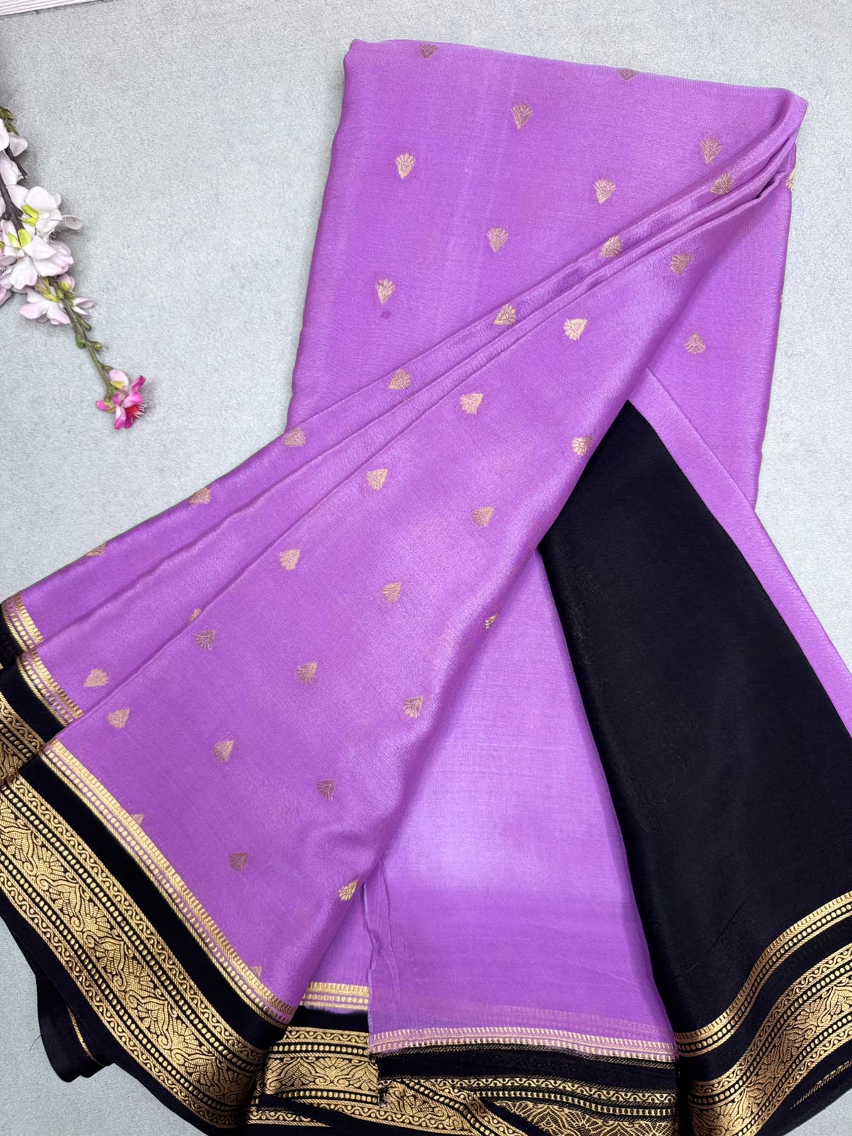 Mauve Tilaka Butta Pure Mysore Crepe Silk Saree 110