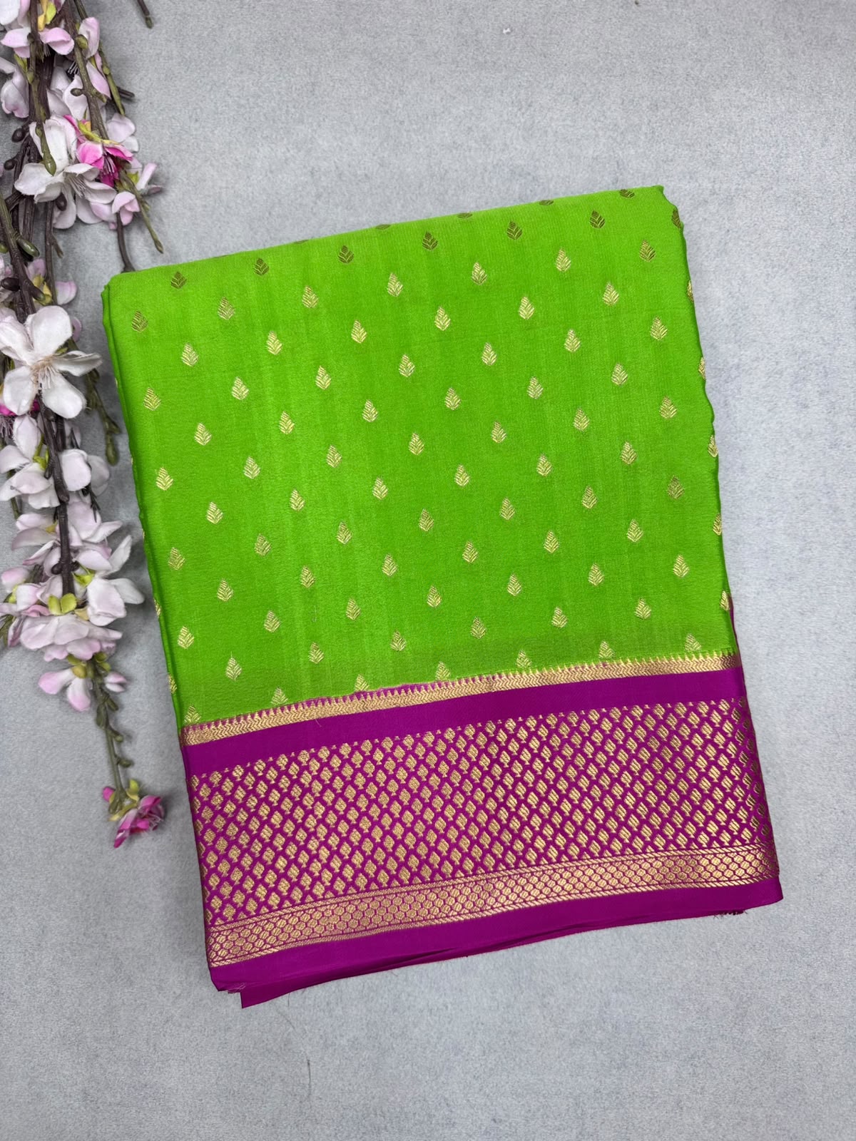 Green Tilaka Butta Pure Mysore Crepe Silk Saree 110
