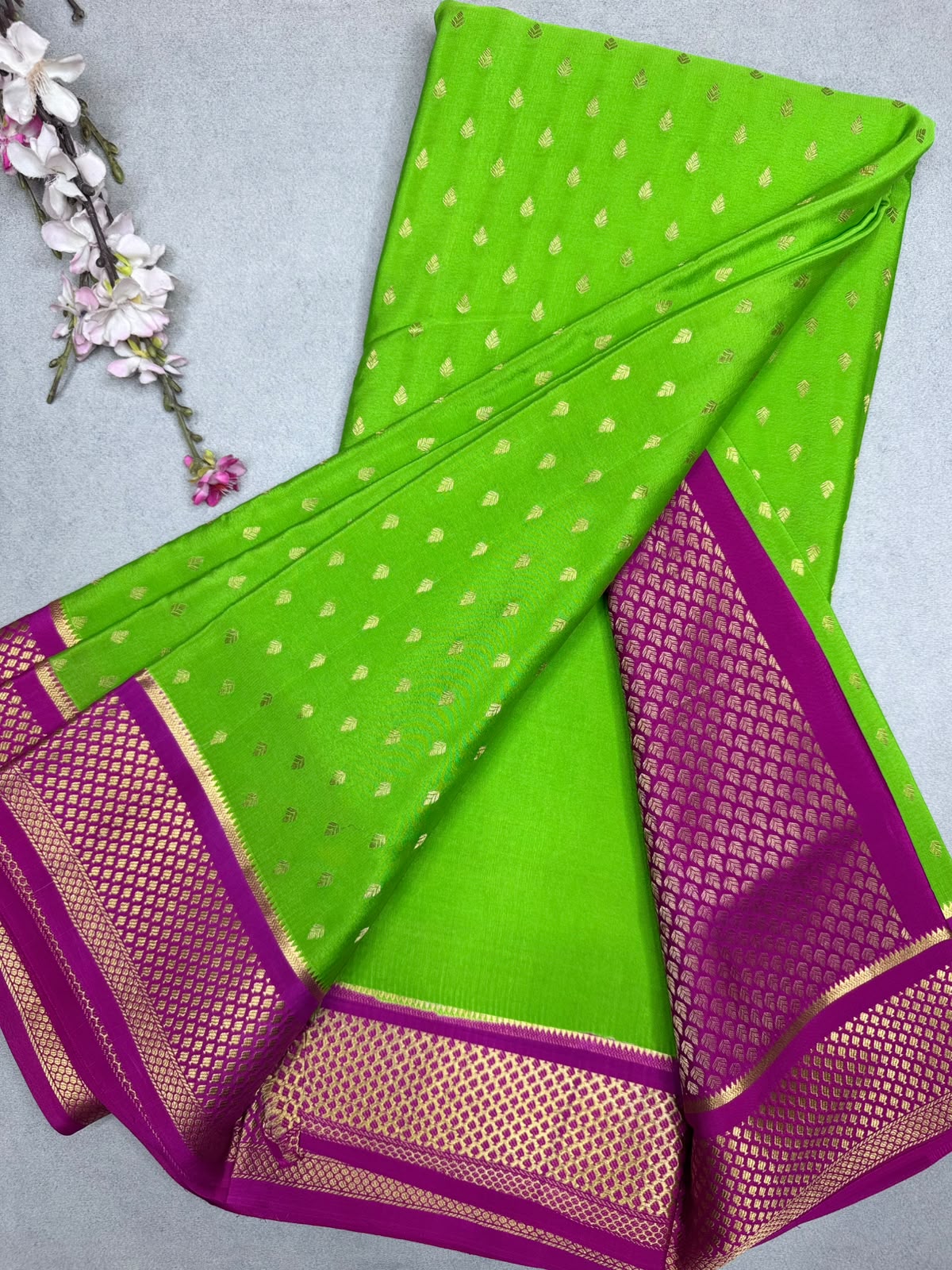Green Tilaka Butta Pure Mysore Crepe Silk Saree 110