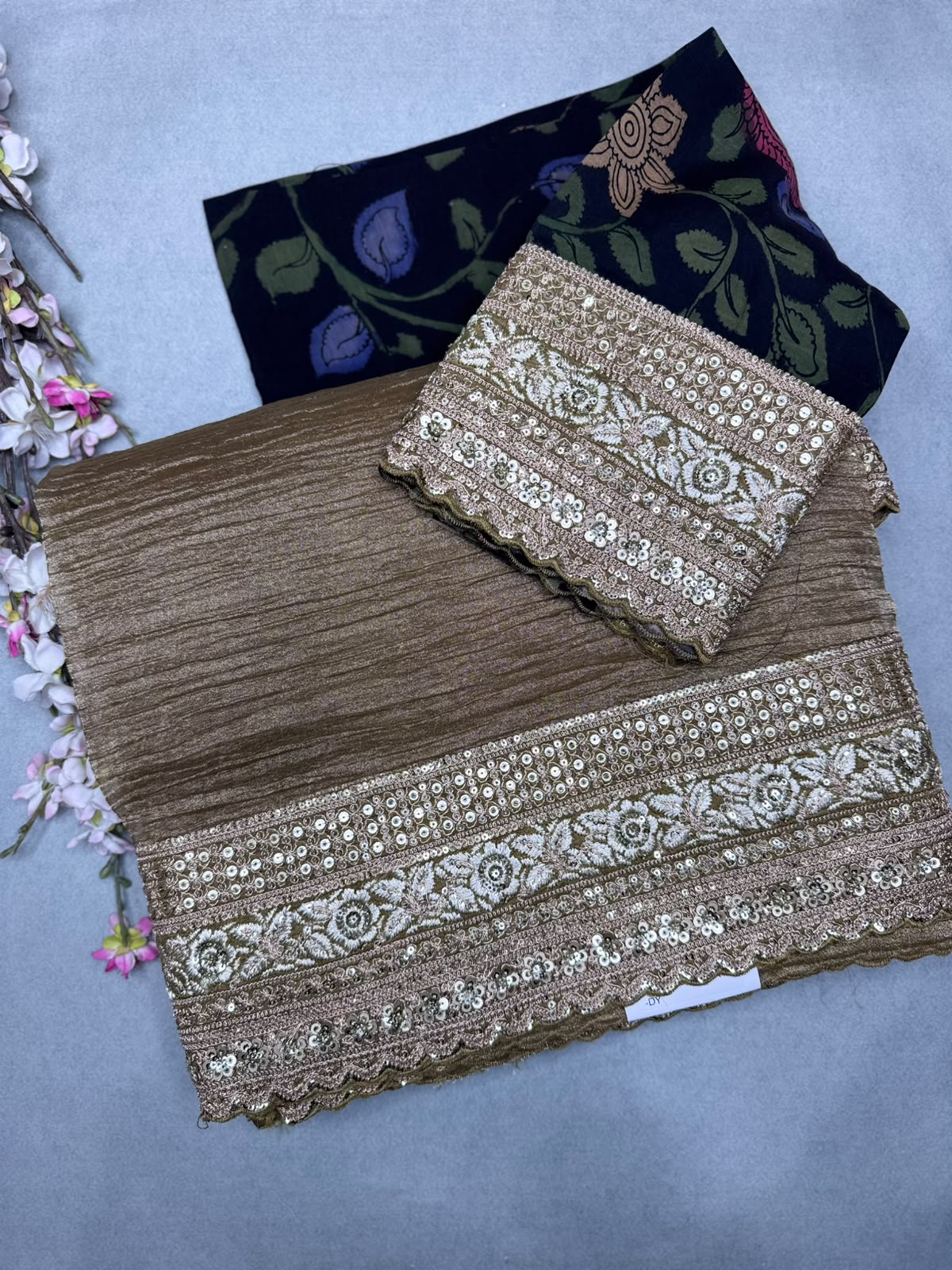 Olive Gold Crush Organza with Kalamkari Blouse Saree 110