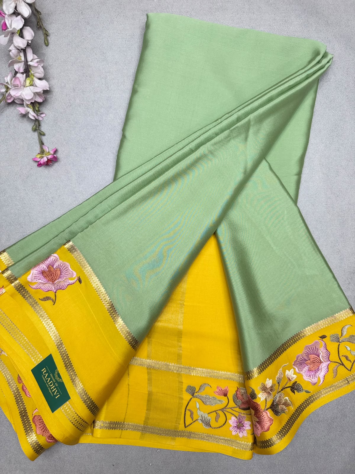 Green Embroidery Border Pure Mysore Crepe Silk Saree 110