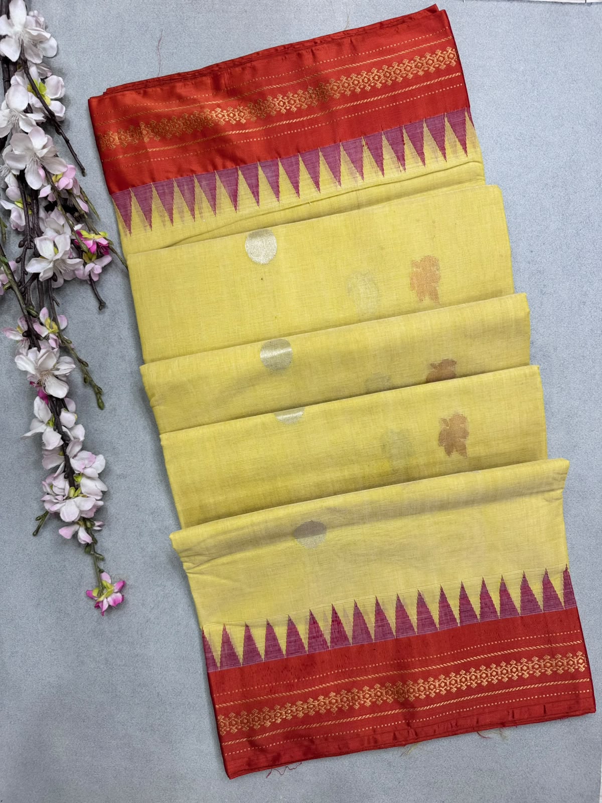 Yellow Ponduru Handloom Cotton Saree (Swara)