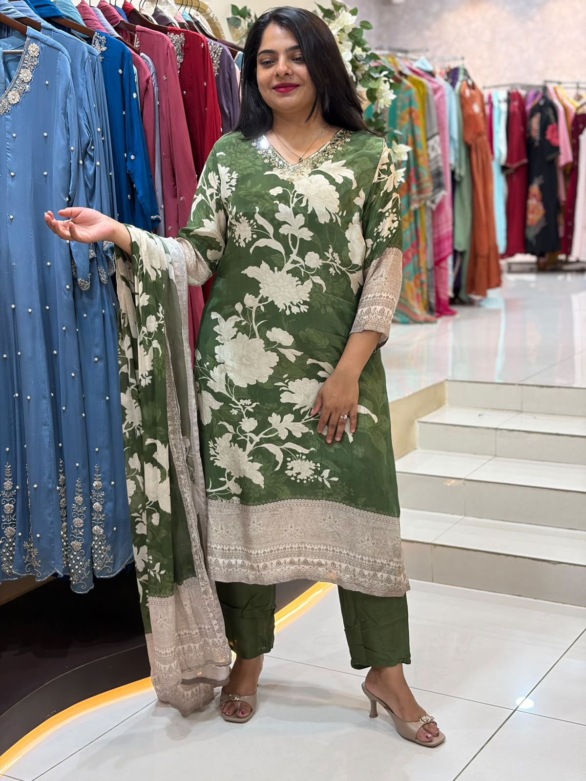 Green Digital Print Handwork Crepe Kurtha 533