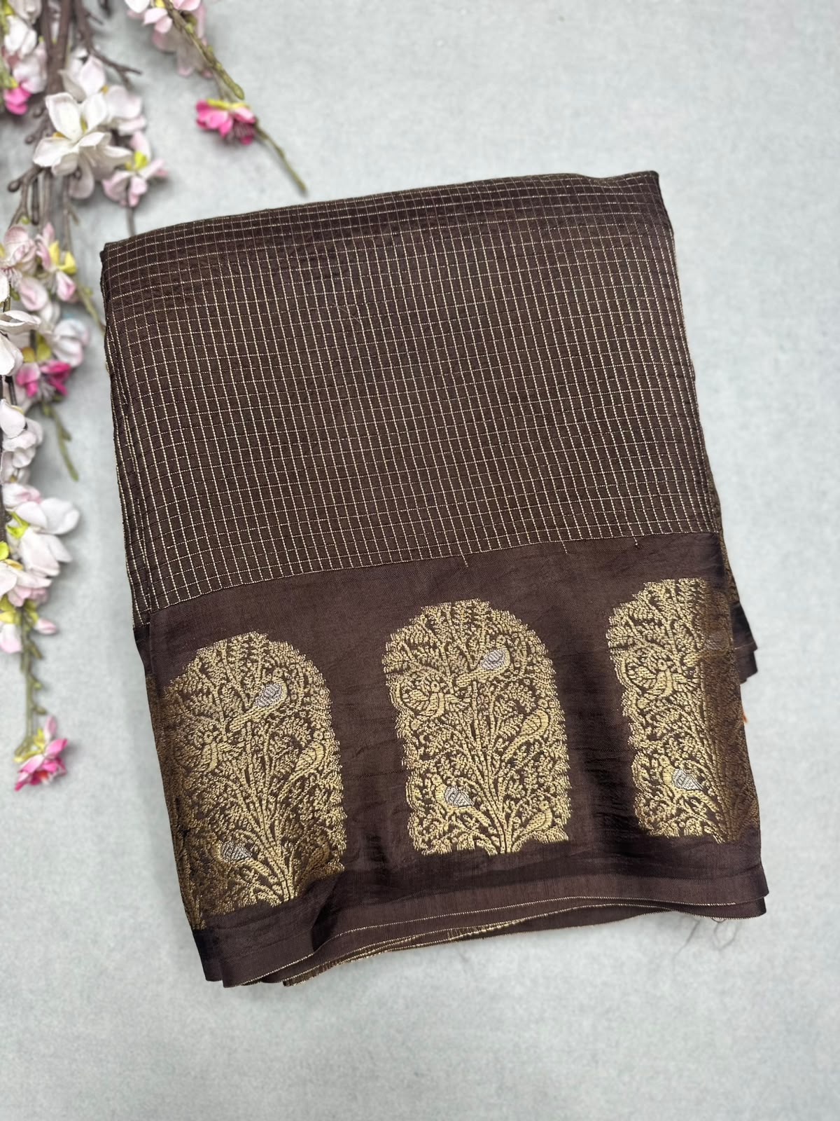 Brown Checks Viscose Crepe Saree 111