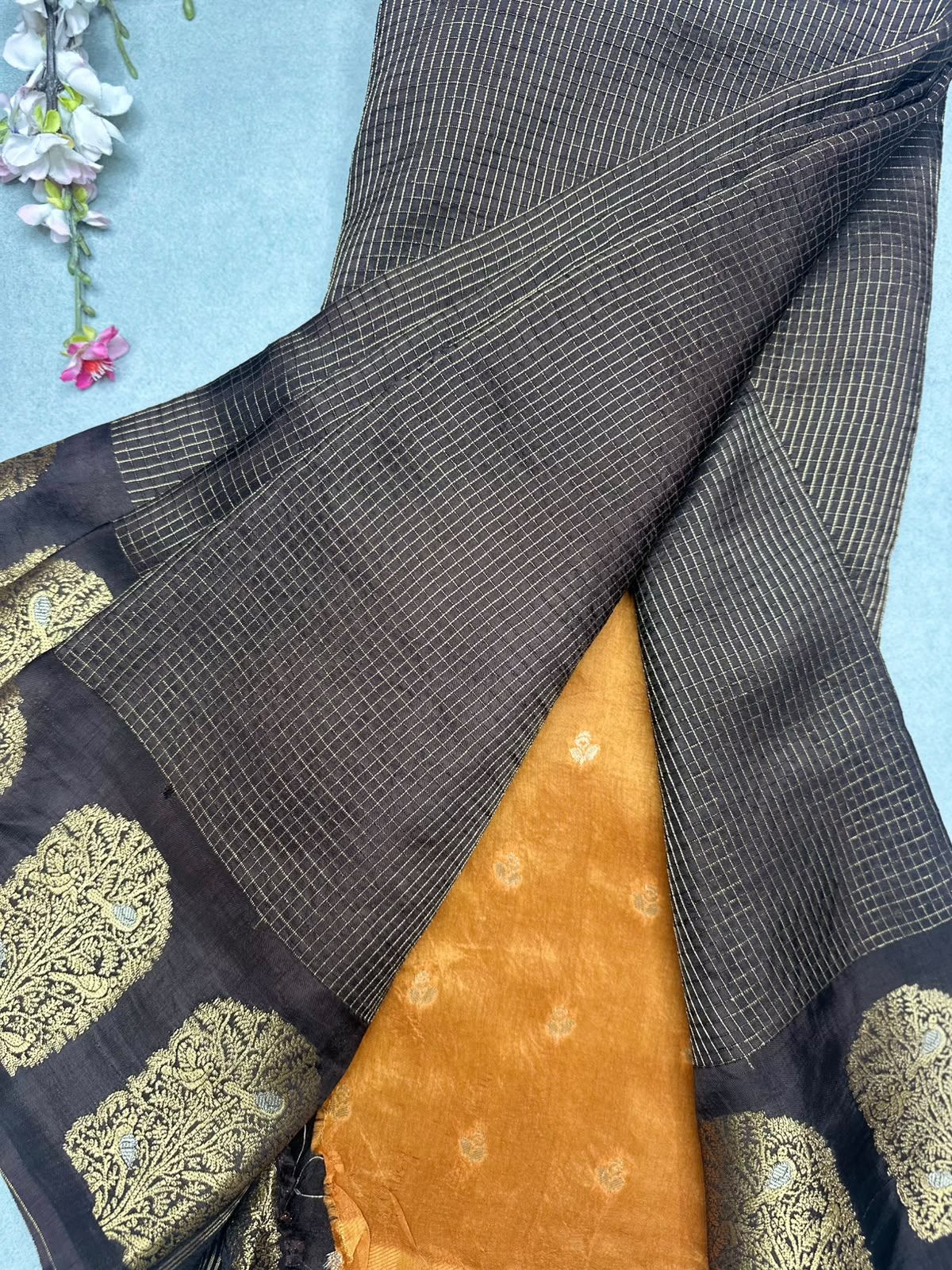 Brown Checks Viscose Crepe Saree 111