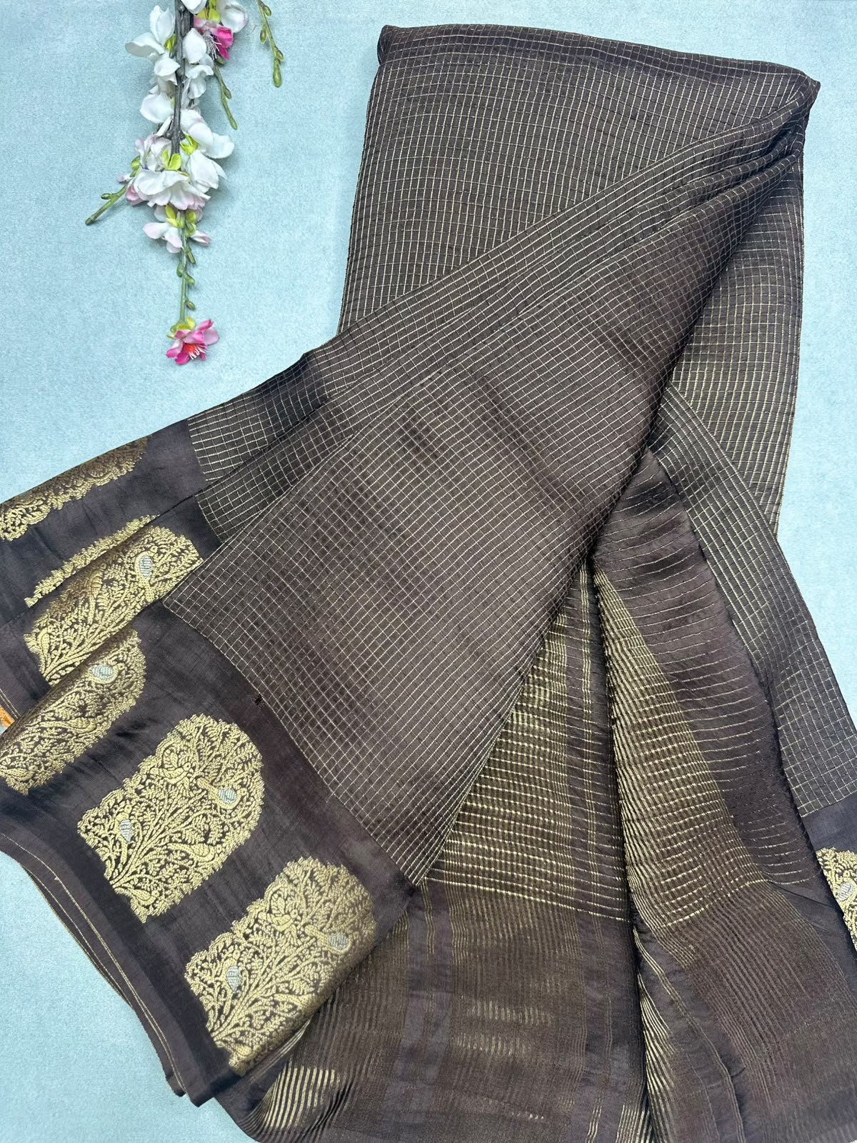 Brown Checks Viscose Crepe Saree 111