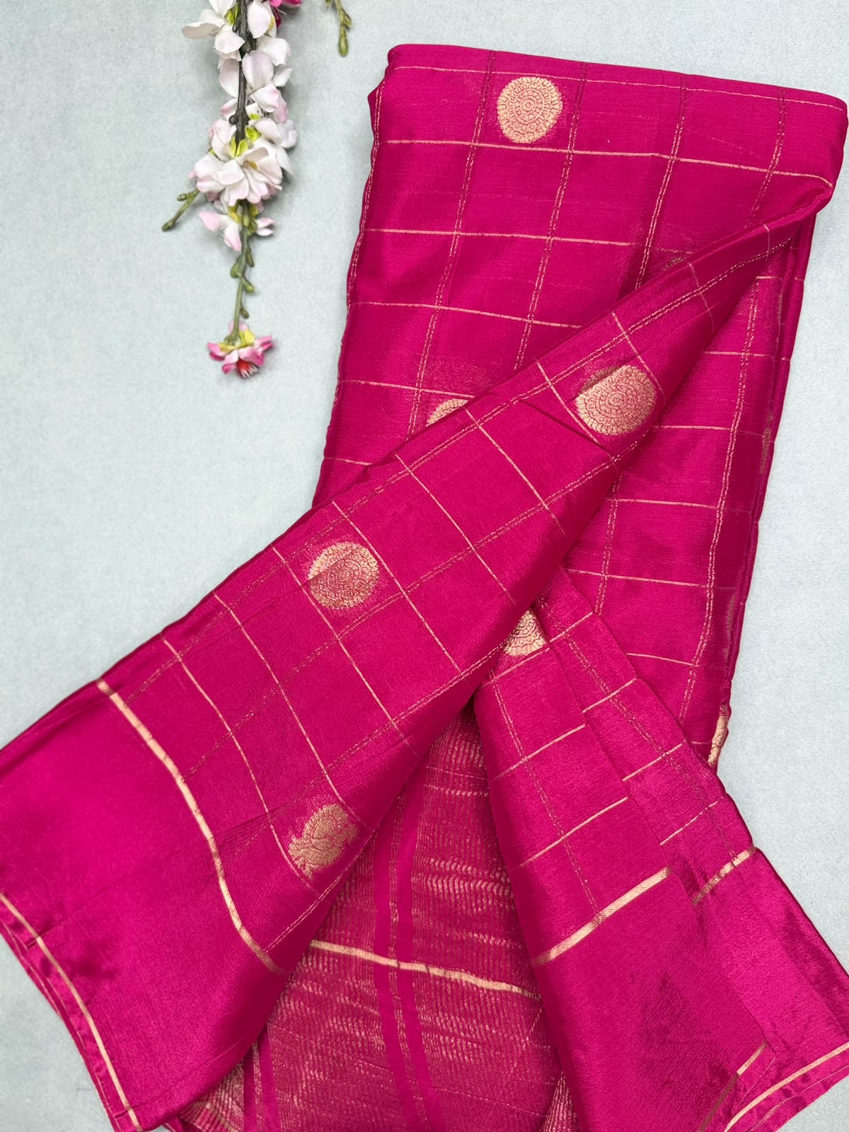 Pink Checks Semi Wrinkle Crepe Saree 111