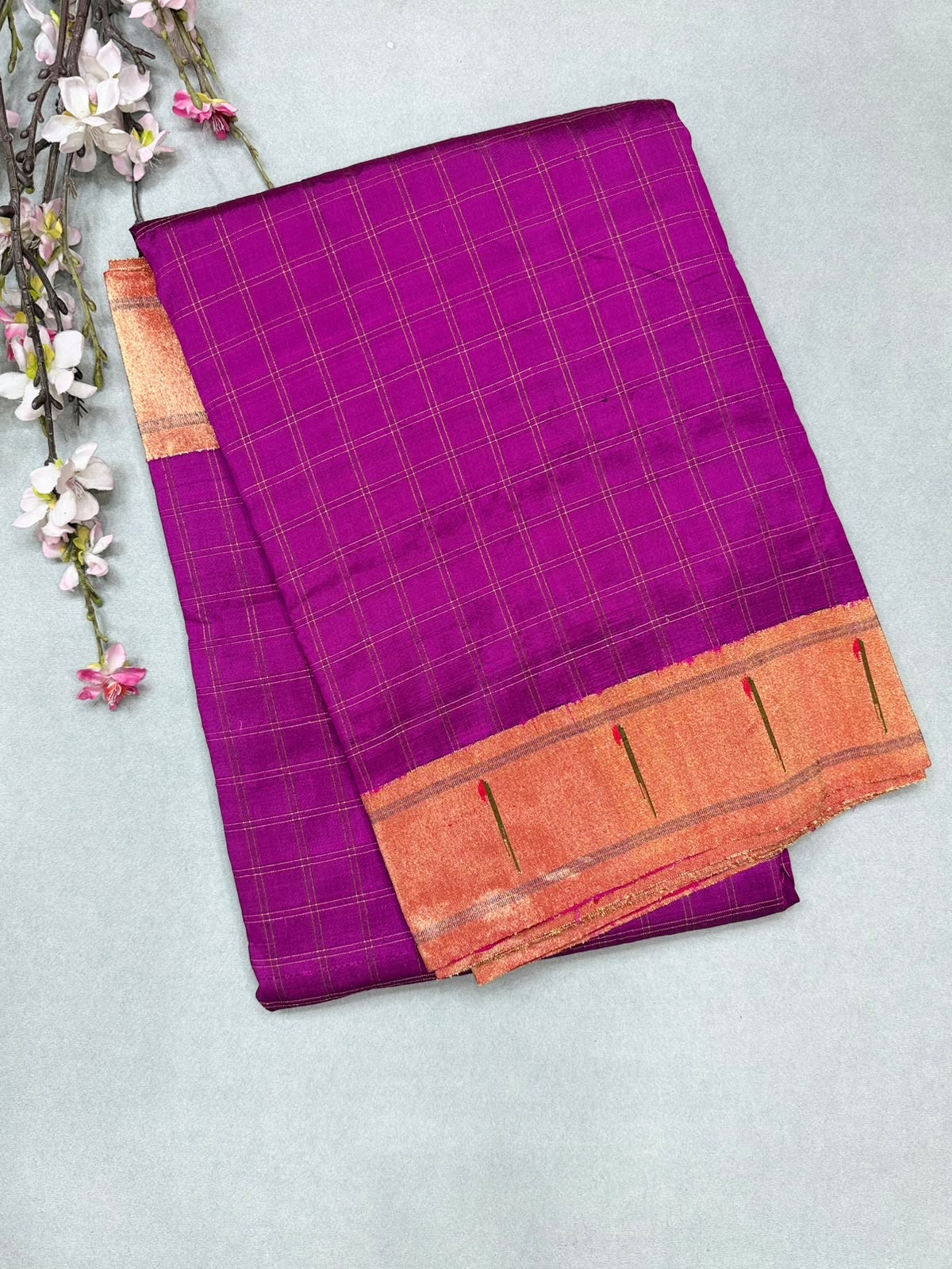 Magenta Pure Handloom Paithani  Silk Saree (Swara)