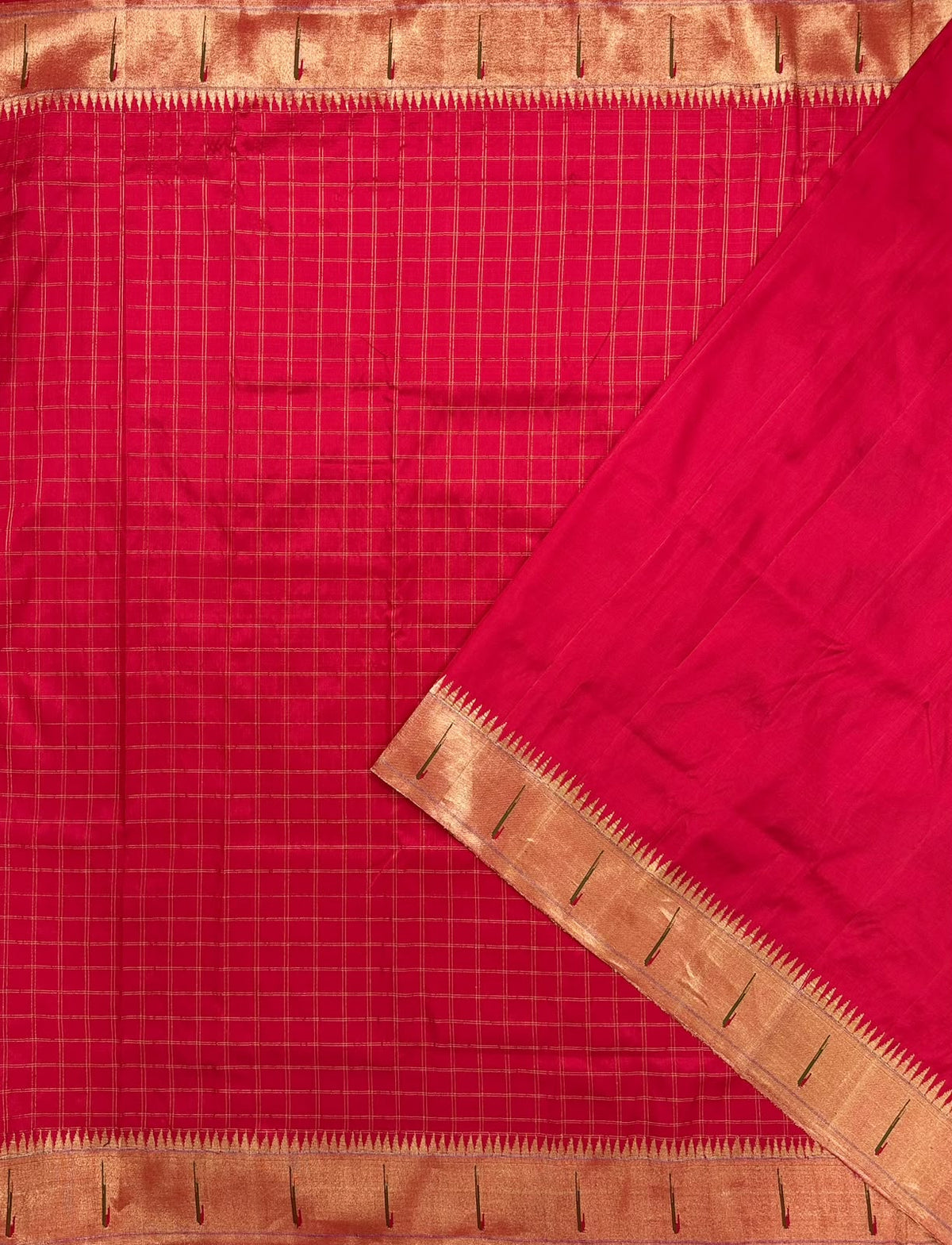 Red Pure Handloom Paithani  Silk Saree (Swara)