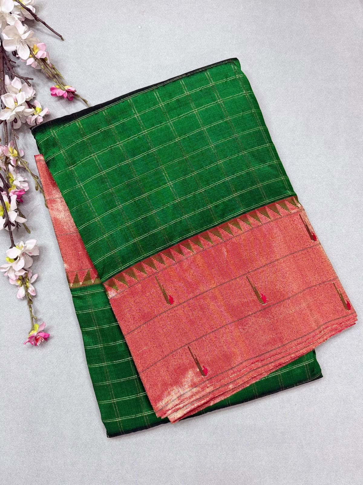 Green Pure Handloom Paithani  Silk Saree (Swara)