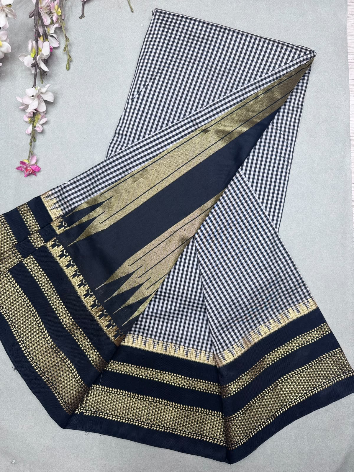 Black Checks ilkal Silk Saree 111