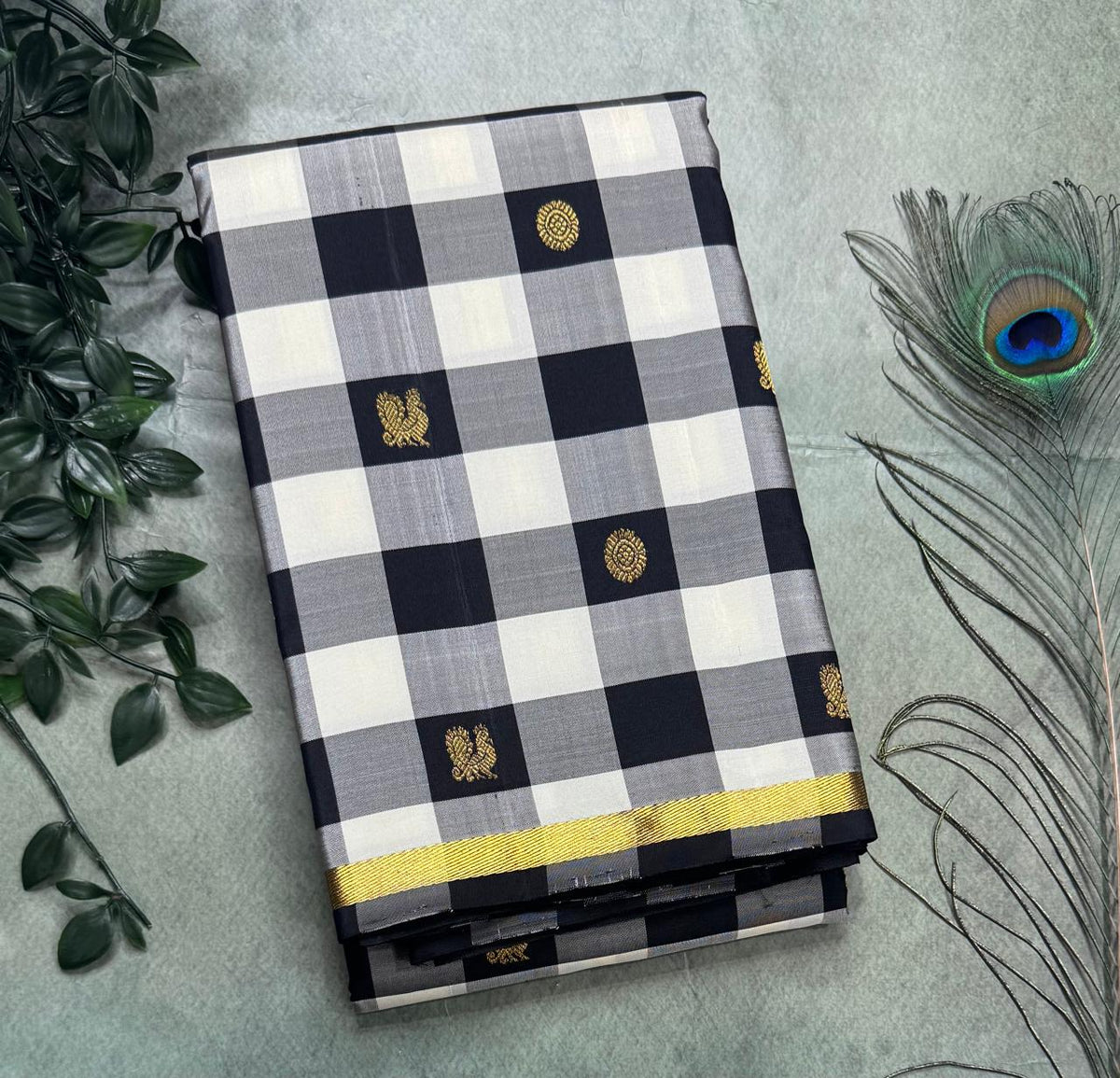 Black And White Checks Pure Kanchipuram Silk Saree 111 (Swara)