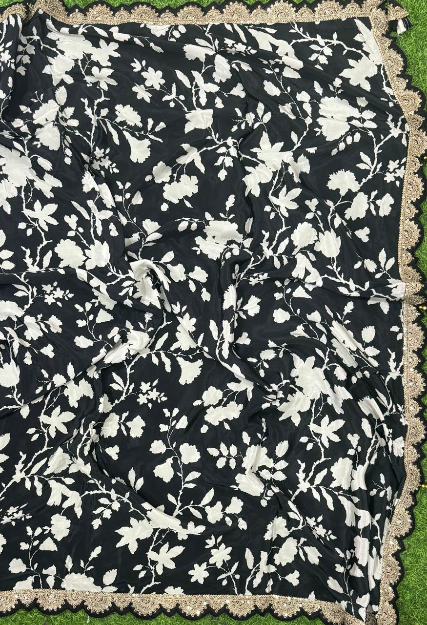 Black n white scallop border saree -02
