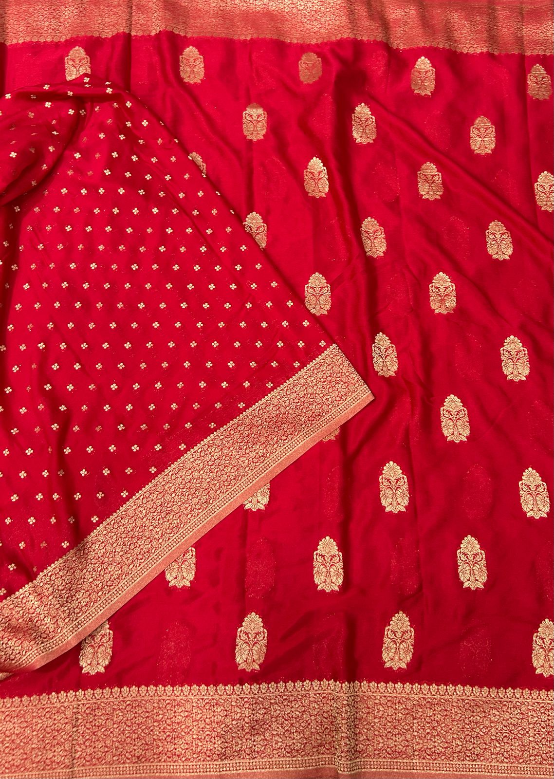 Red big butta 07 designer soft crepe (RR)