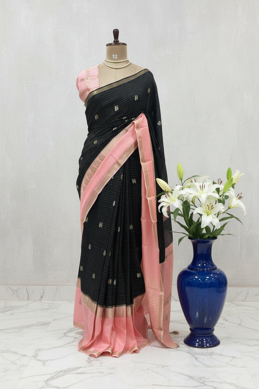 Black n peach crush crepe saree