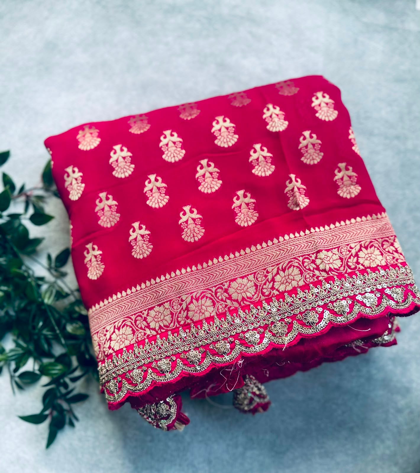 crepe scallop border saree
