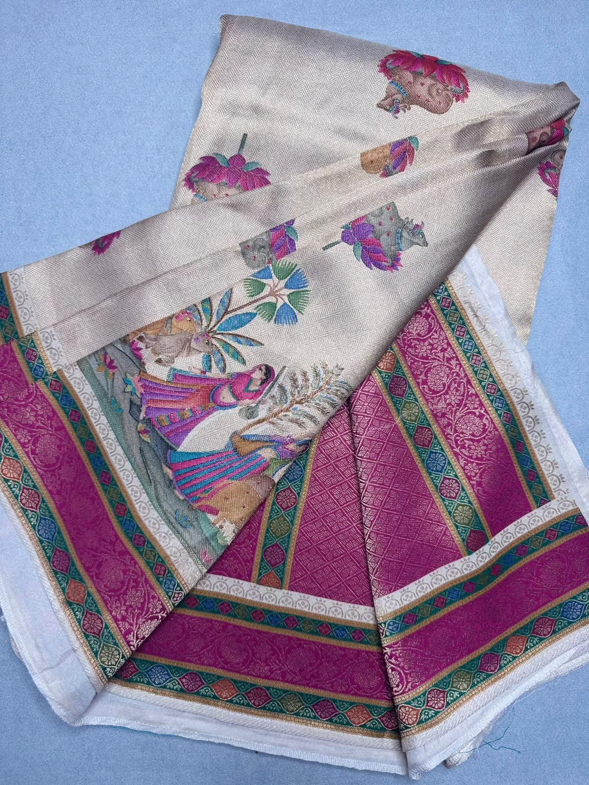 Golden Pashmina Georgette Saree 110