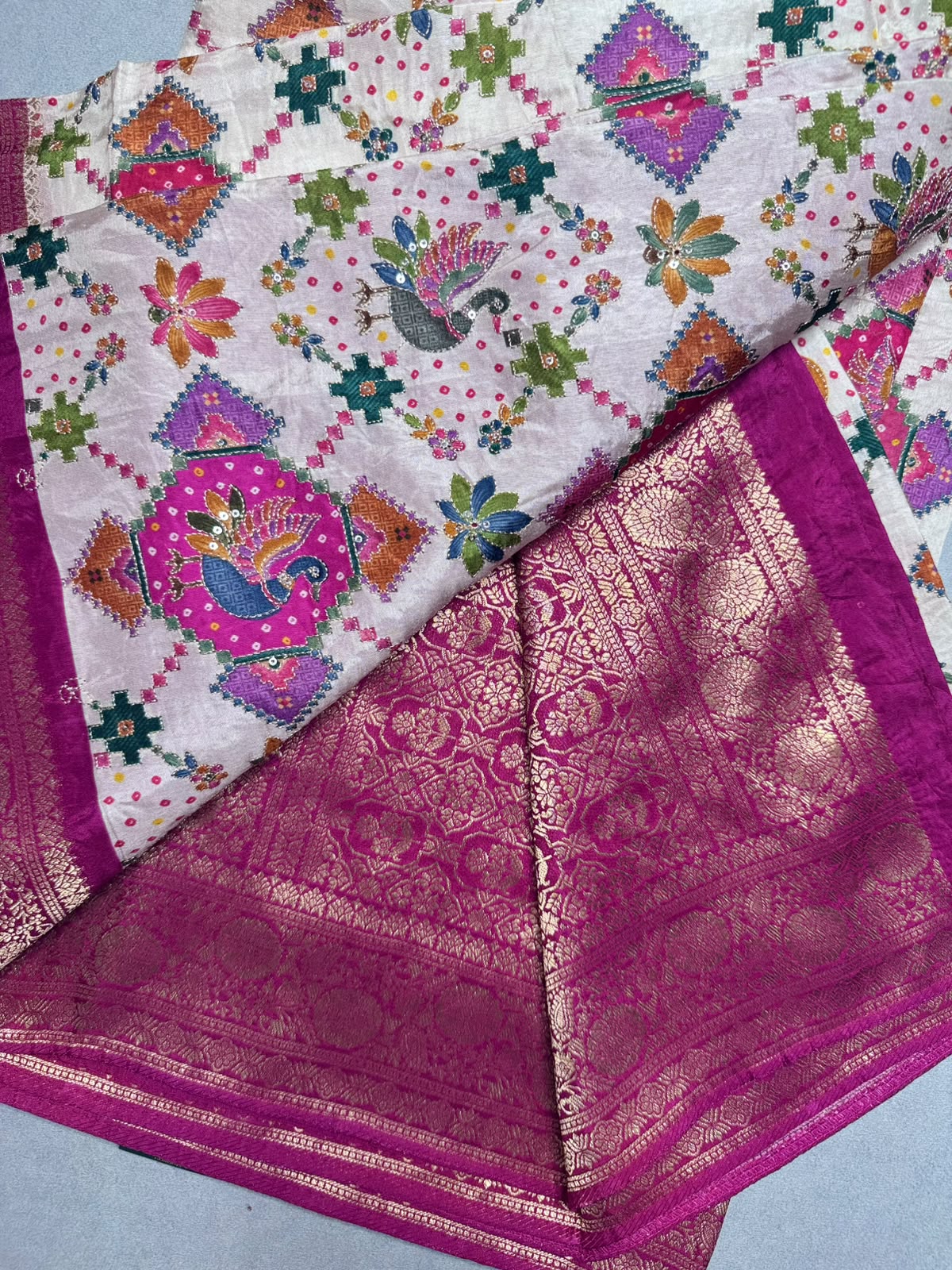 Cream Pashmina Georgette Saree 110