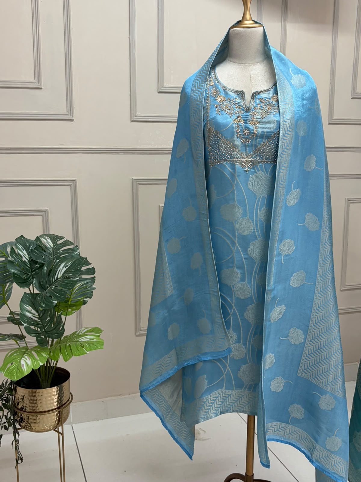 Sky Blue Banarasi Tissue Silk Straight Kurtha 112