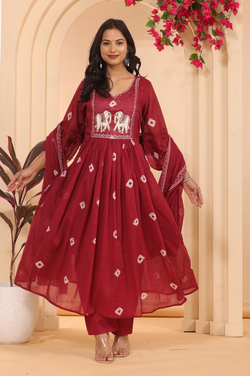 “Naya” Maroon Mul Cotton 3pcs Kurtha suit with block prints and embroidery hi