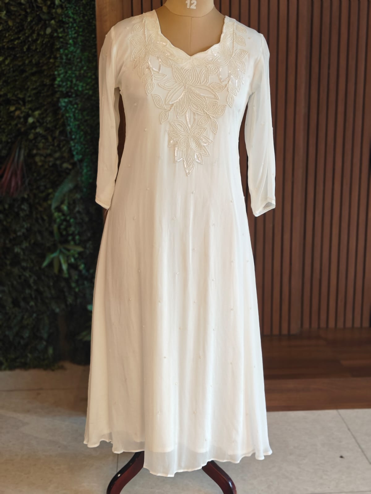 White Anarkali Chinnon Handwork Partyware Kurtha 567