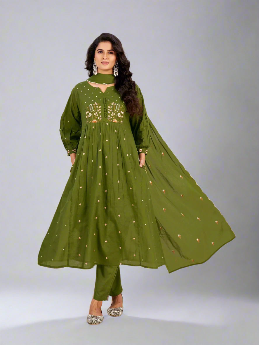 "Naya" Green Cotton thread embroidery  kurtha 009