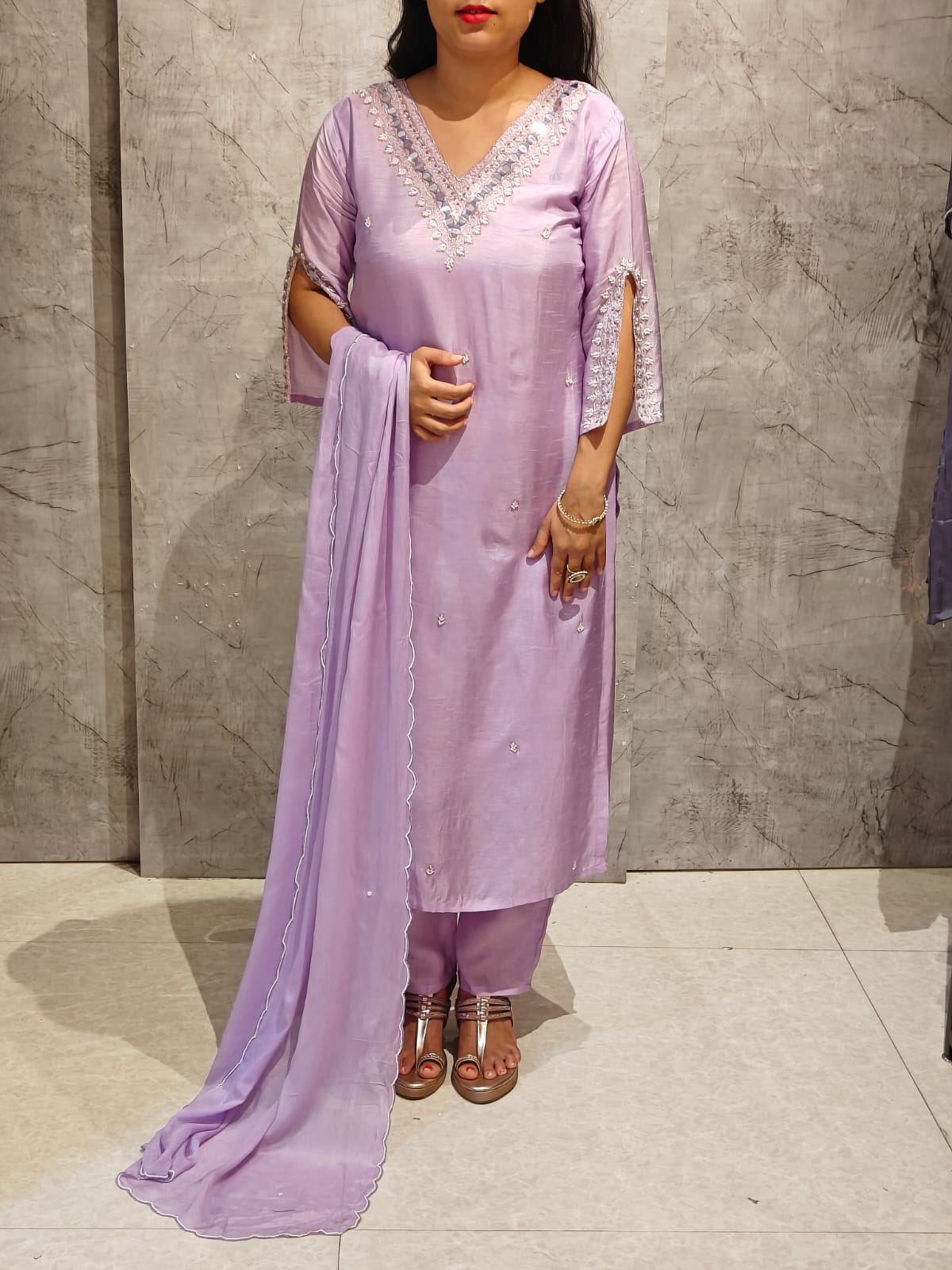 Lilac Dola Silk Hand Embroidery Straight Fit Kurtha 454