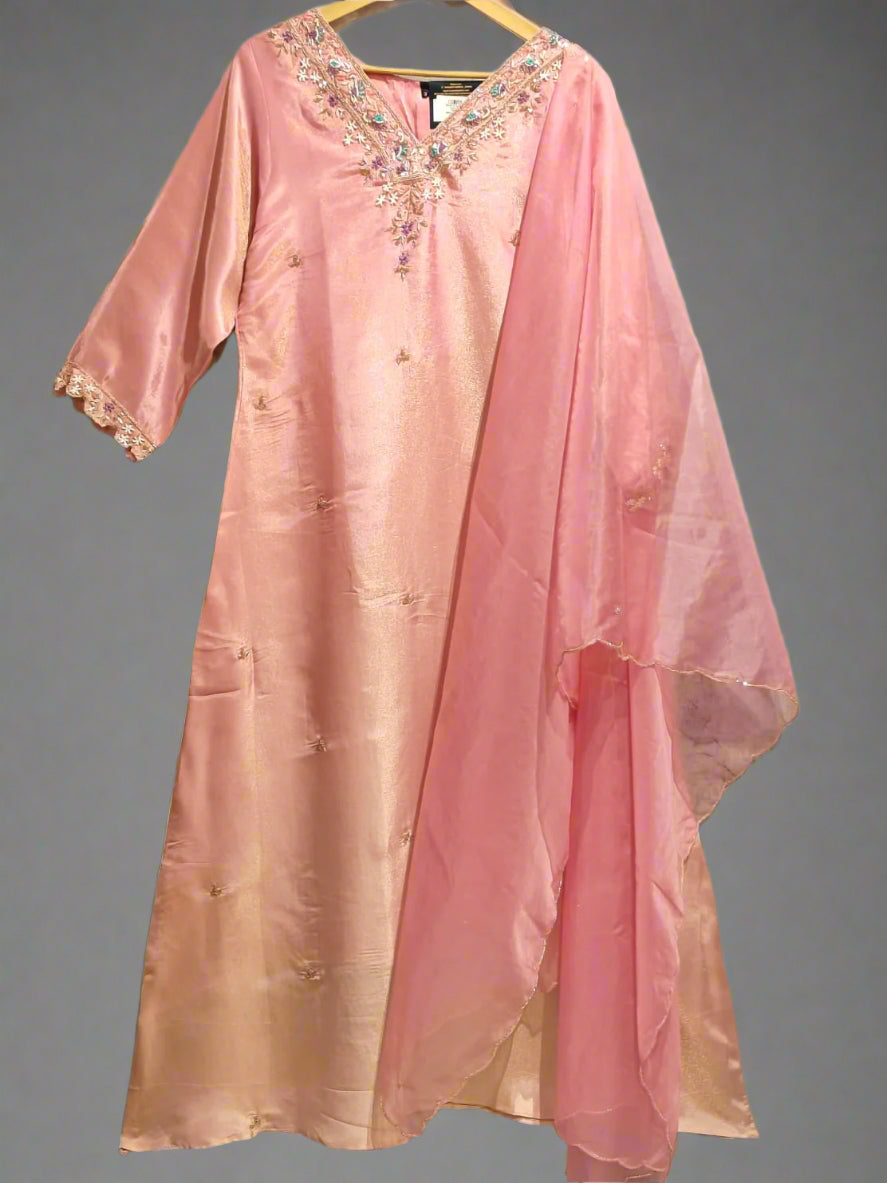 "Chandini" Baby Pink shimmer Kurtha set with hand embroidery, organza dupatta
