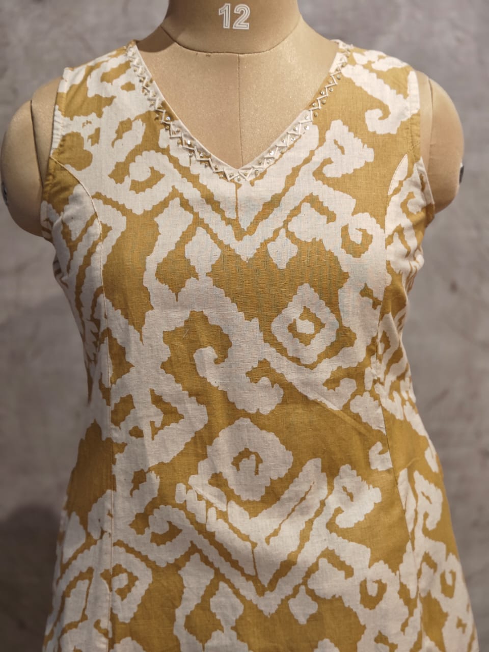 White Cotton Hand Embroidery Cord Set Kurtha 487