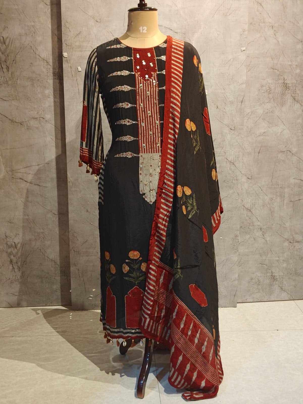 Mul Chanderi Thread Embroidery A Line Kurtha 63
