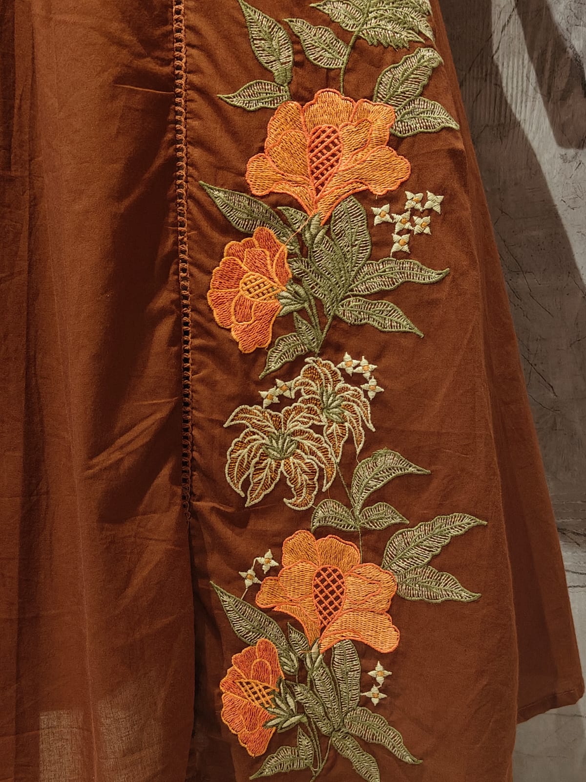 Brown Mul Cotton Thread Embroidery Airline Kurtha