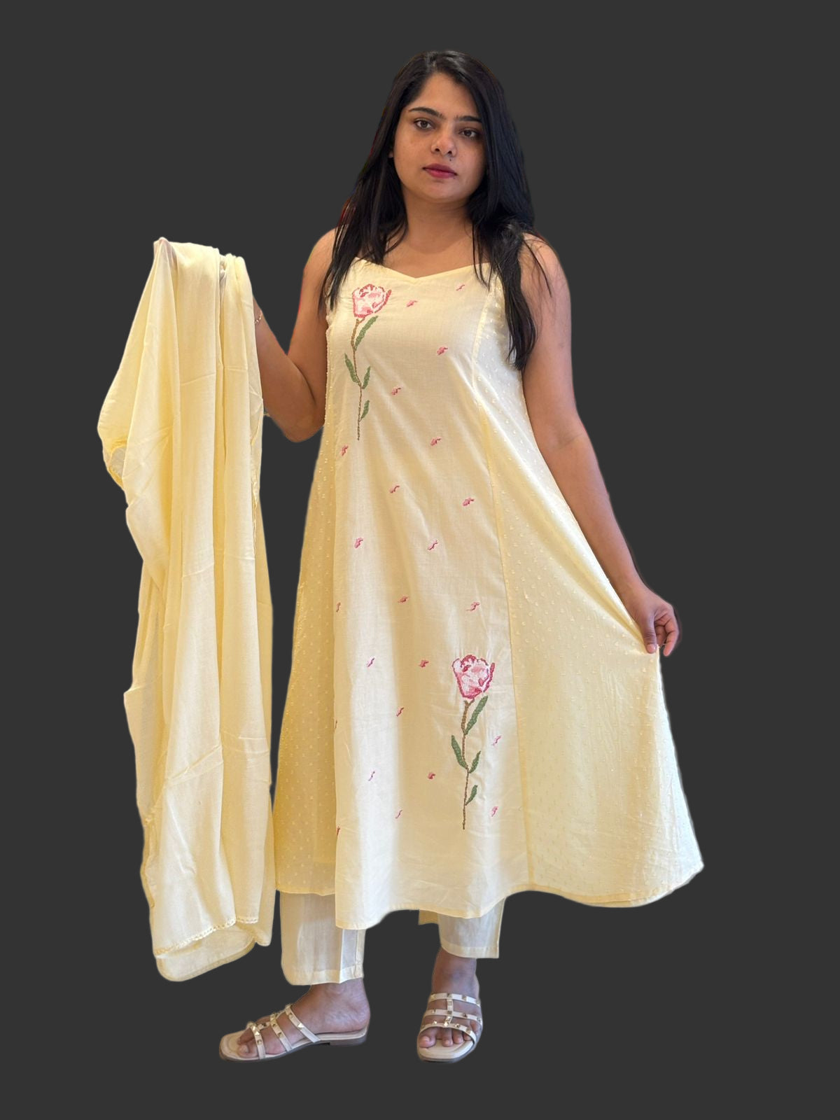 Light Yellow Mul Cotton sleevless Kurtha 18