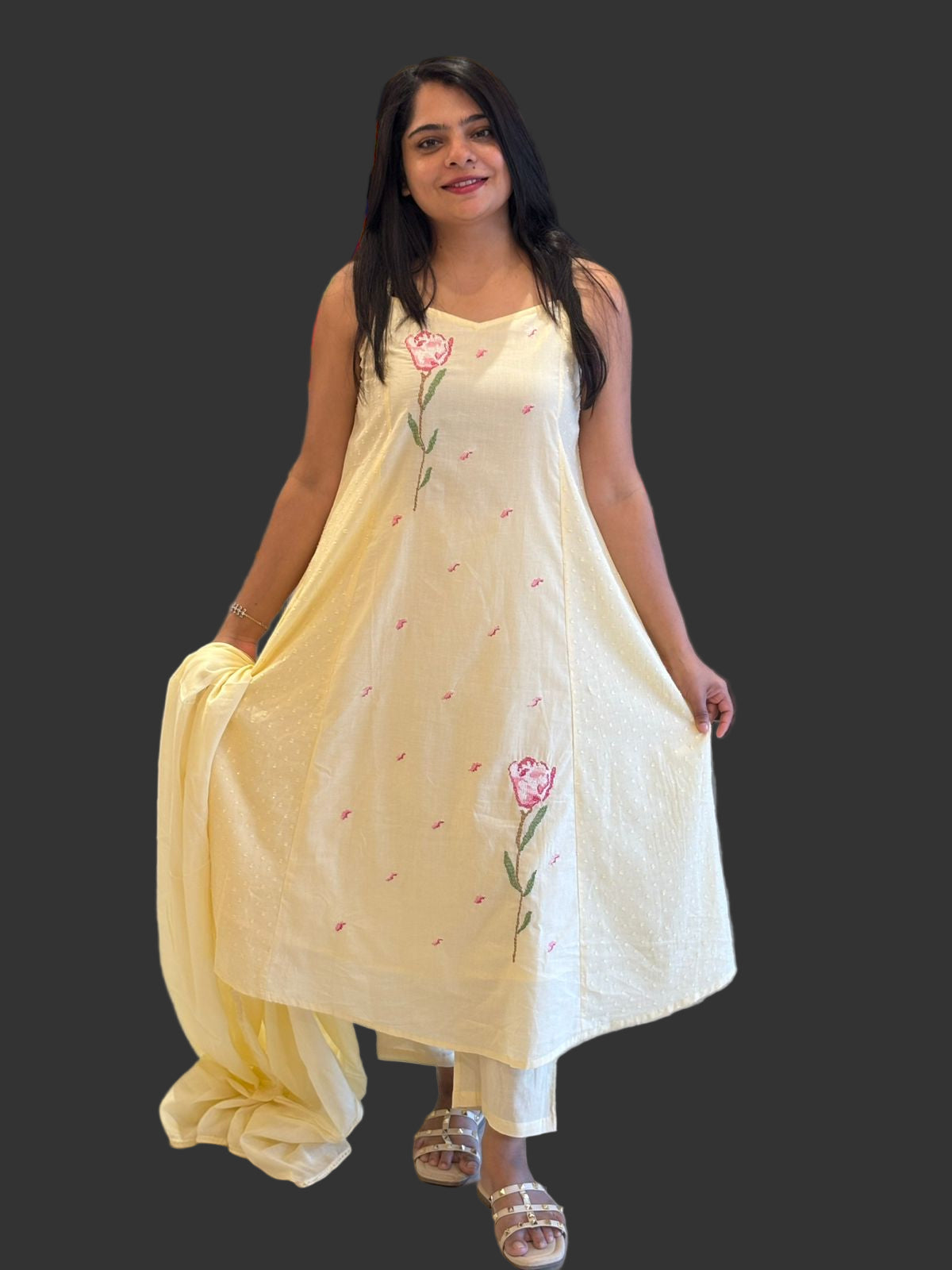 Light Yellow Mul Cotton sleevless Kurtha 18