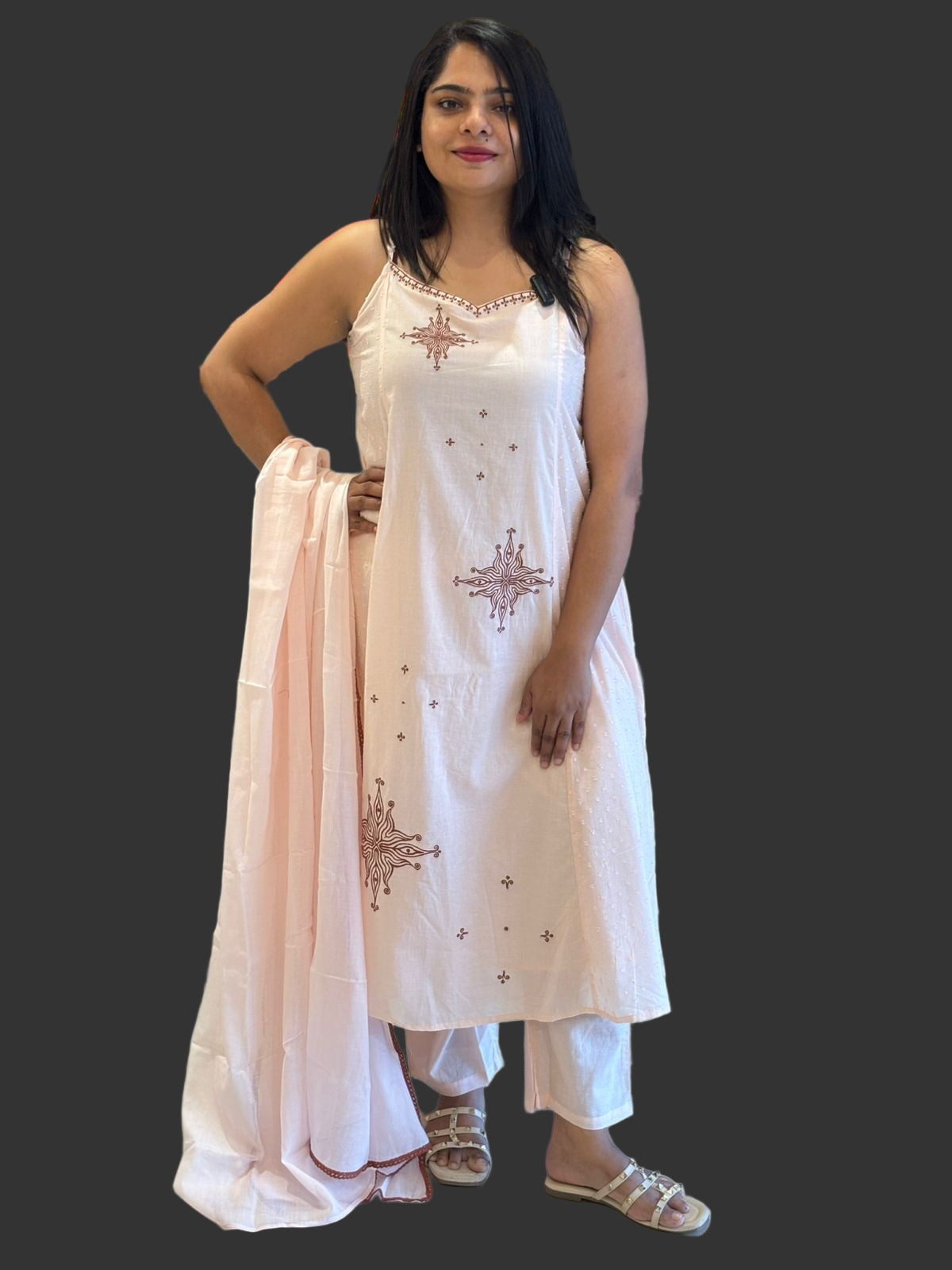 Cream Mul Cotton sleevless Kurtha 18